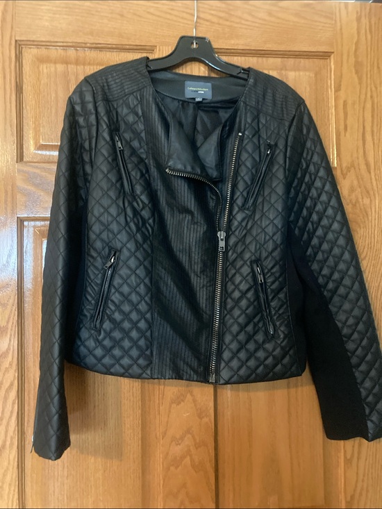 Cathrine Malandrino Jackets & Blazers - Catherine Malandrino Women's Black Quilted Asymmetrical Zip Jacket